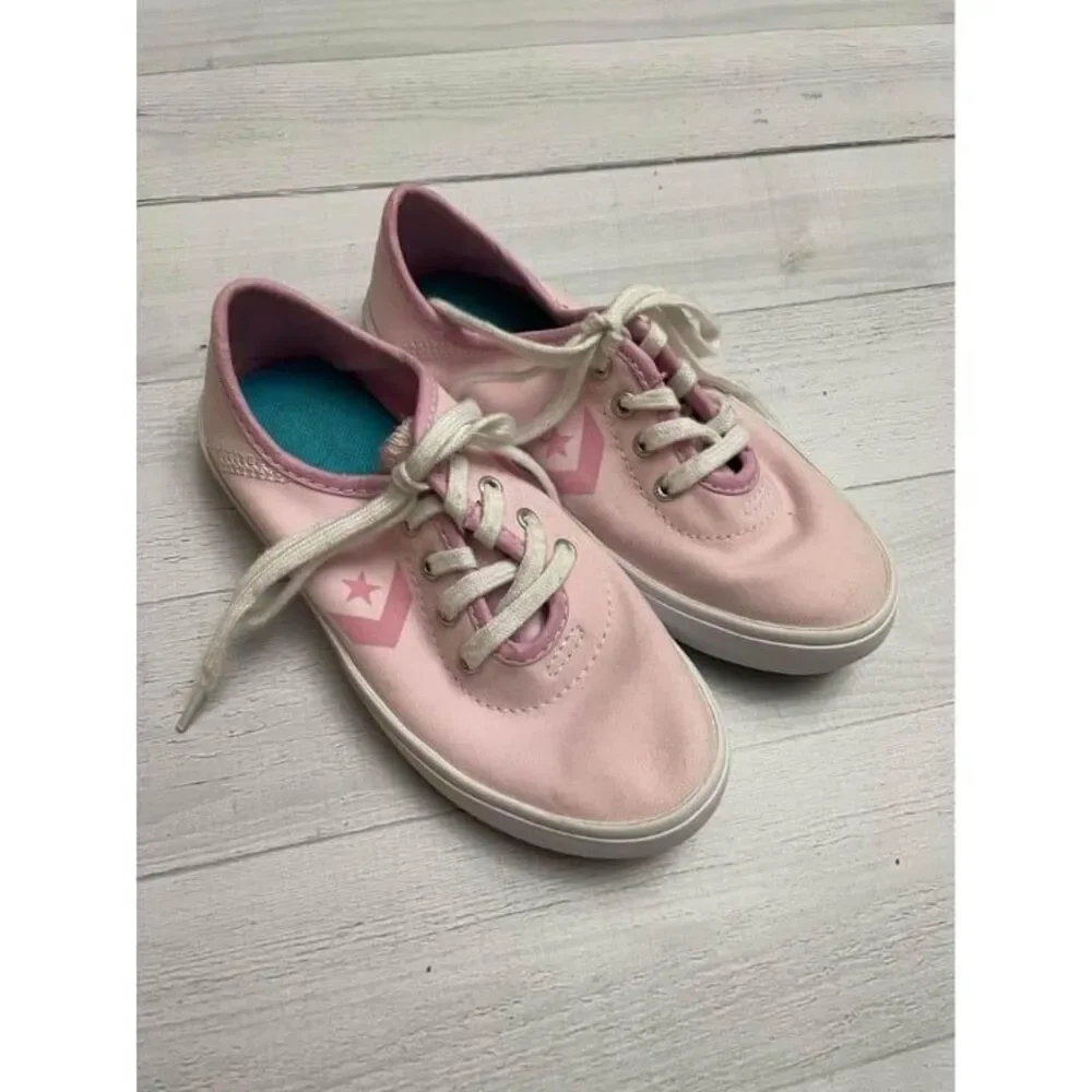 Toddler girls pink‎ converse shoes size 11